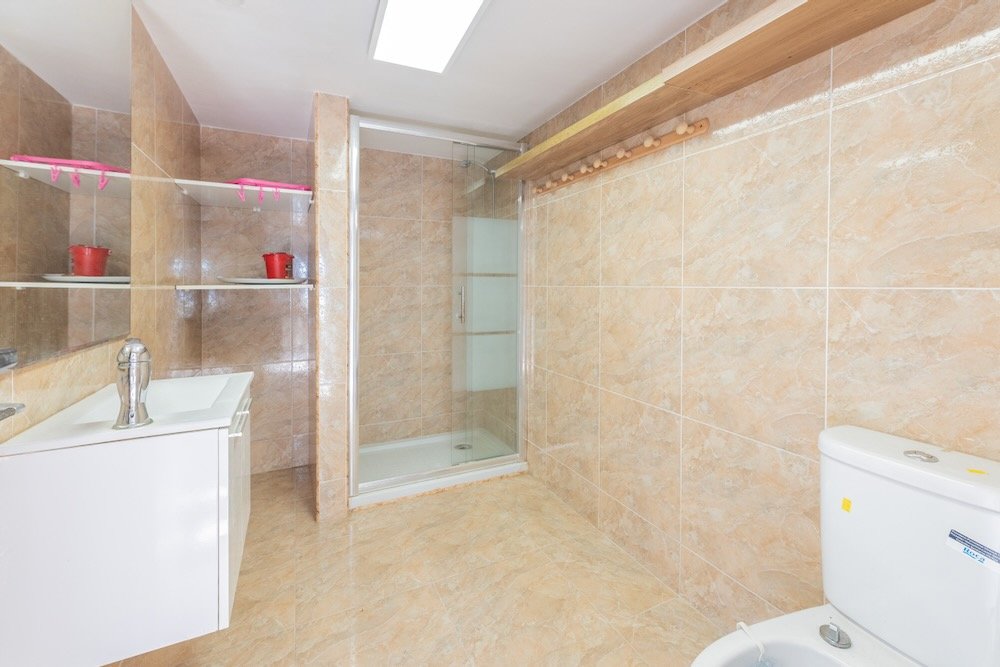 Property 2443 - Image 16